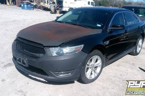 Photo of 2015 Ford Taurus