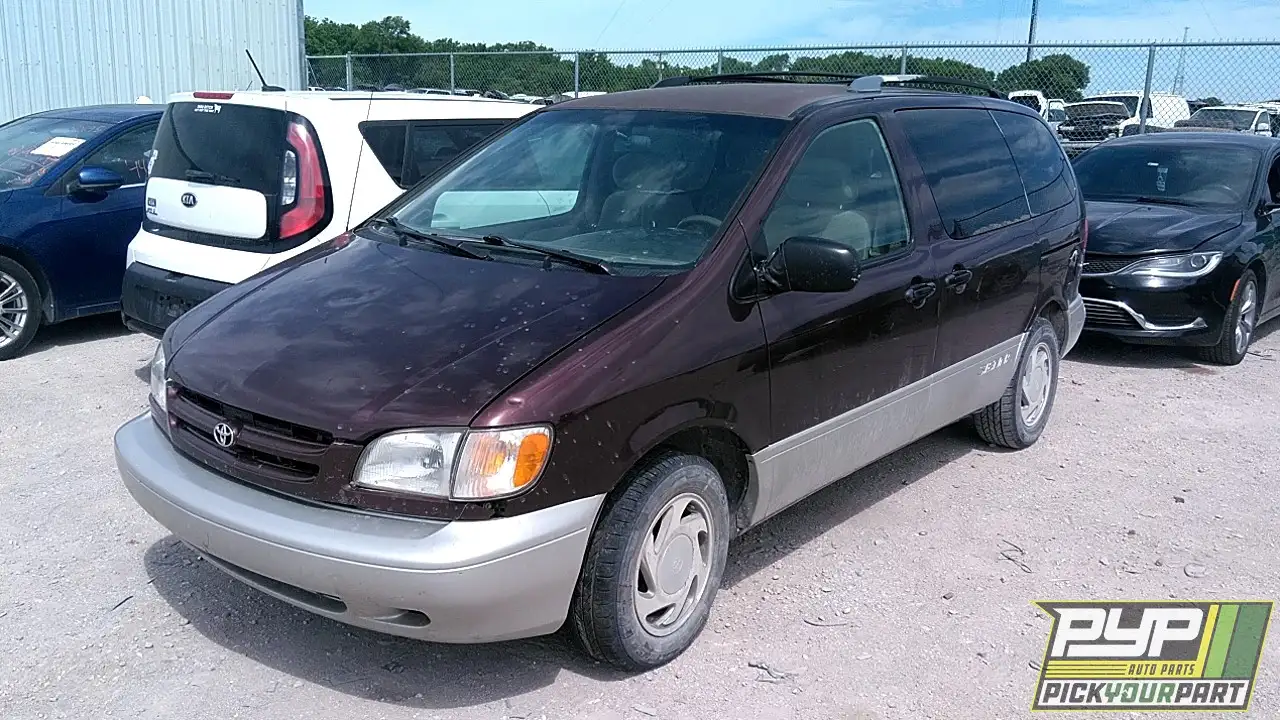 Photo of 2000 Toyota Sienna