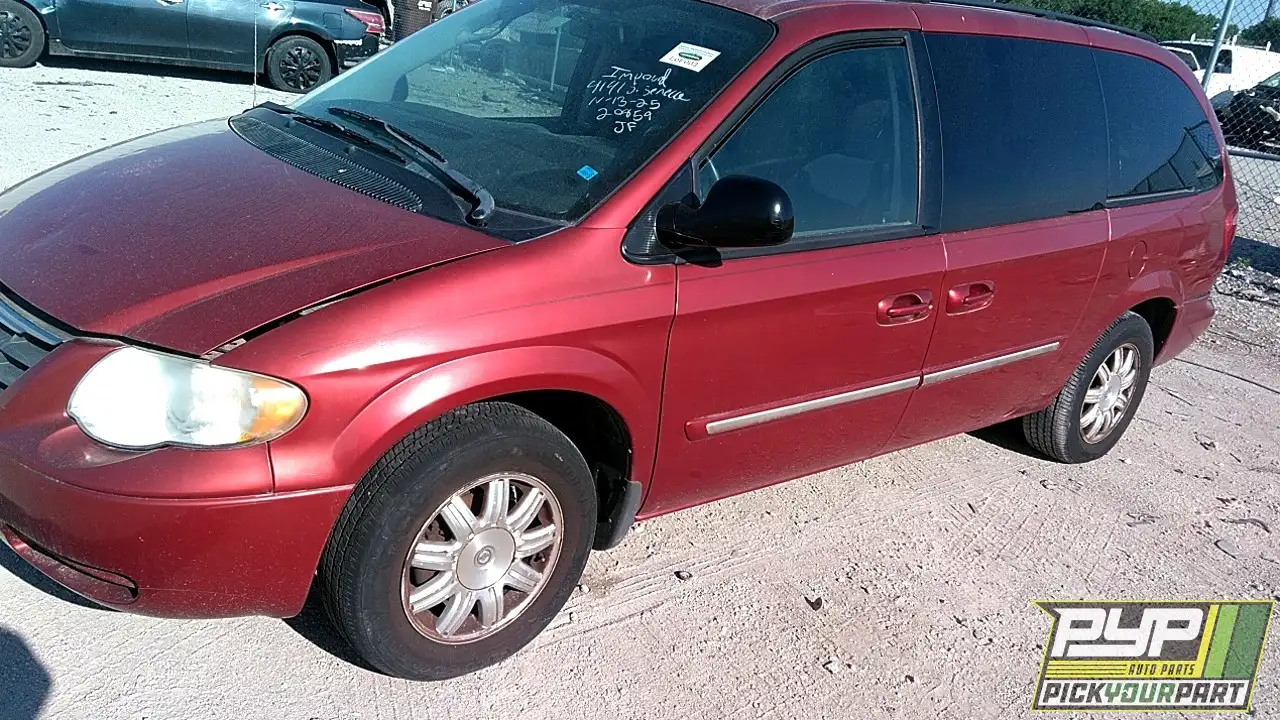 Photo of 2007 Chrysler Town & Country