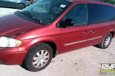 Photo of 2007 Chrysler Town & Country
