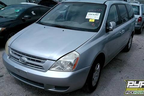 Photo of 2008 Kia Sedona