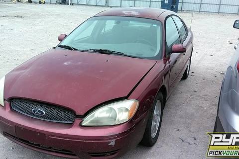 Photo of 2004 Ford Taurus