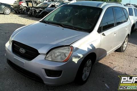 Photo of 2007 Kia Rondo
