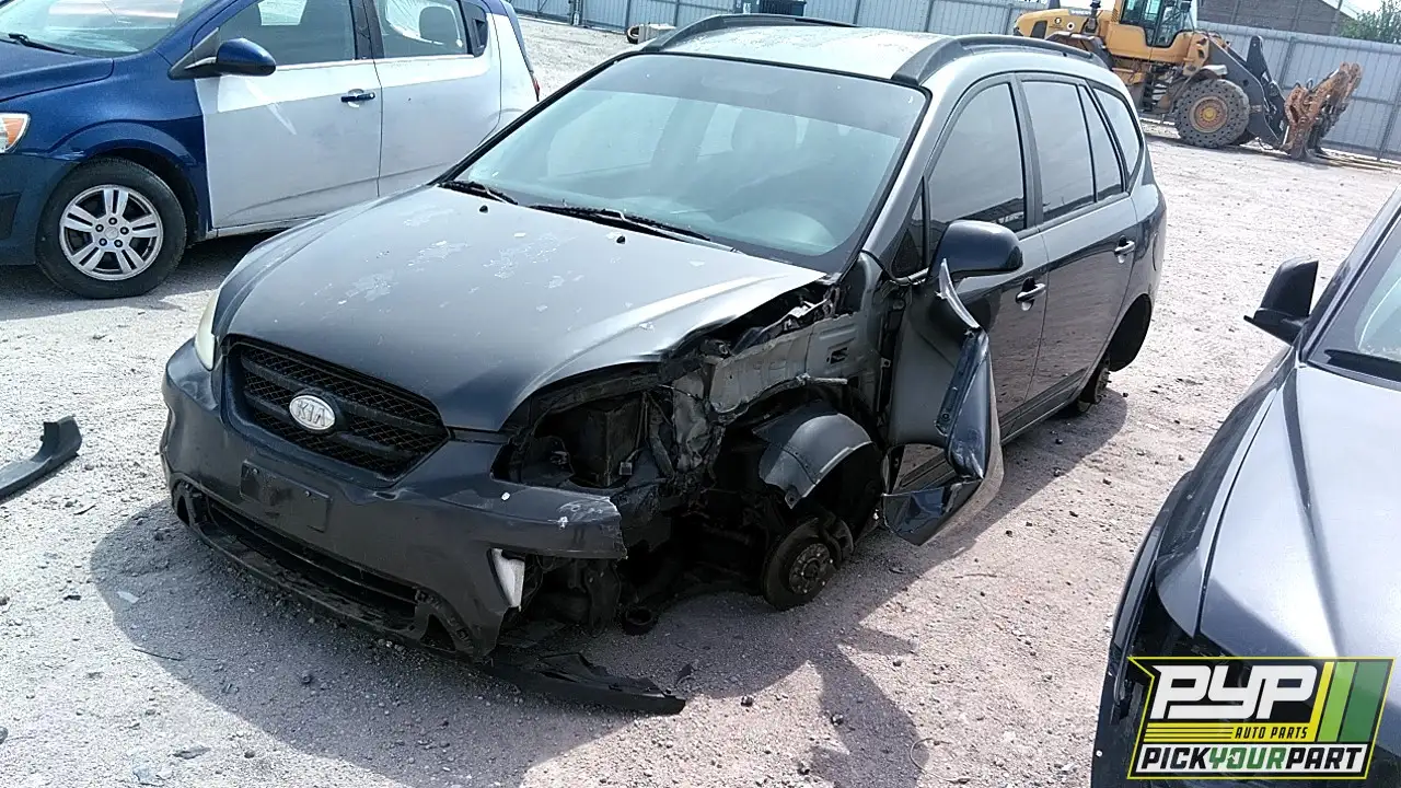 Photo of 2008 Kia Rondo