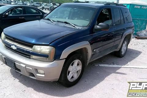 Photo of 2002 Chevrolet Trailblazer