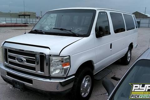 Photo of 2011 Ford E-350 Super Duty