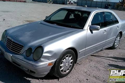 Photo of 2000 Mercedes-Benz E320