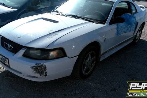 Photo of 2002 Ford Mustang