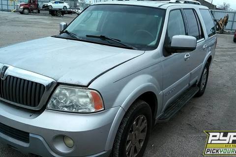 Photo of 2003 Lincoln Navigator