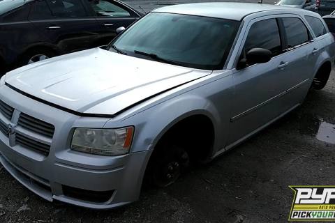 Photo of 2008 Dodge Magnum