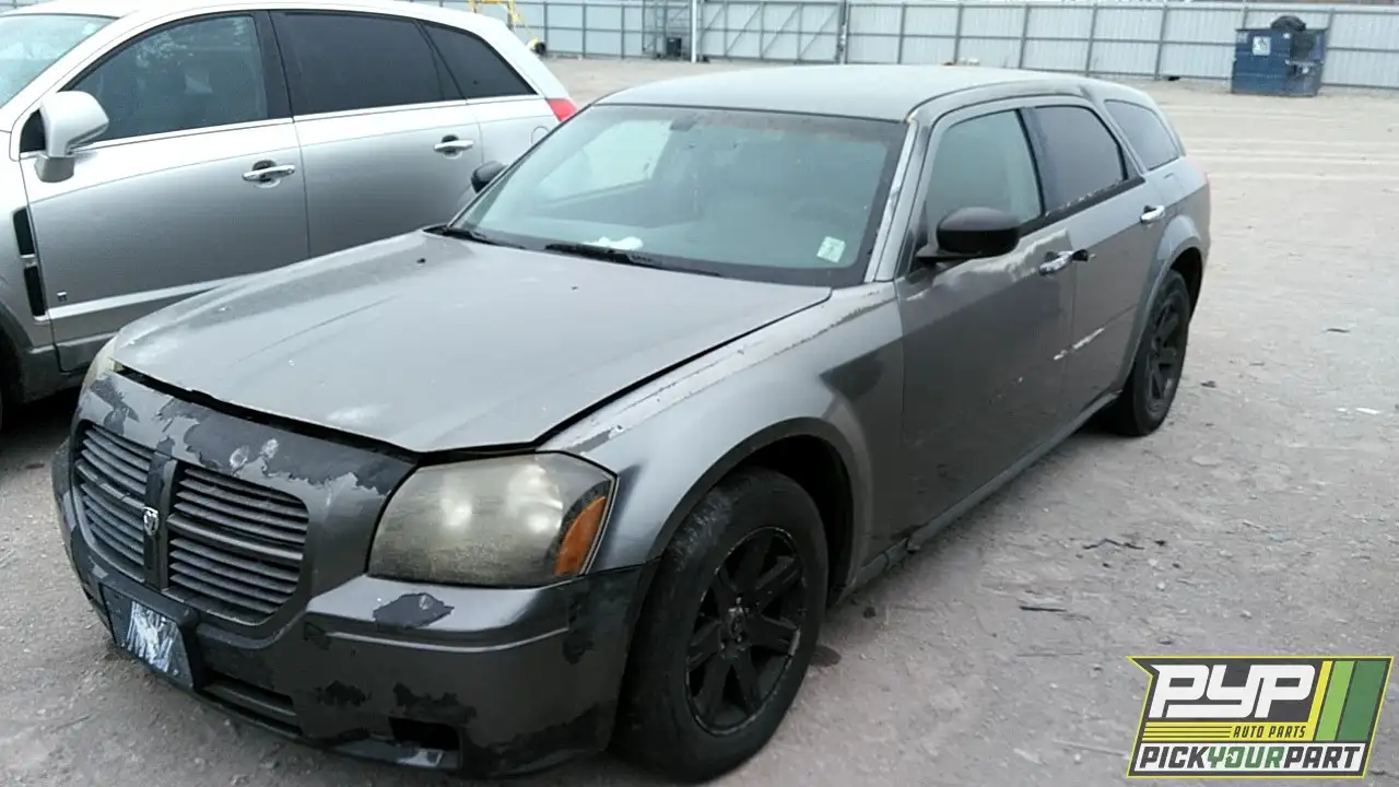 Photo of 2005 Dodge Magnum