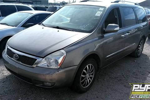 Photo of 2011 Kia Sedona