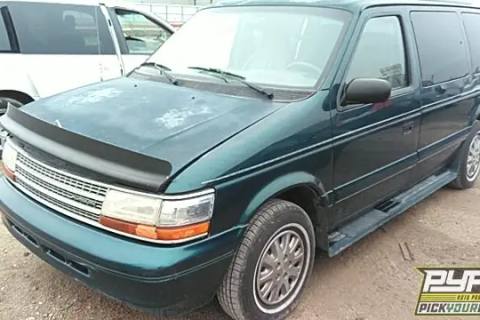 Photo of 1994 Plymouth Voyager