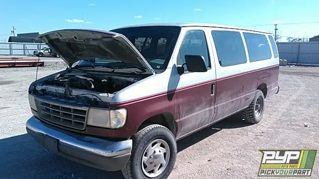Photo of 1995 Ford E-350 Econoline Club Wagon