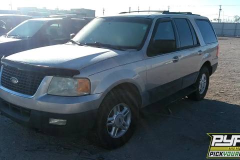 Photo of 2004 Ford Expedition