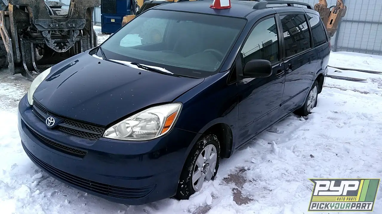 Photo of 2004 Toyota Sienna