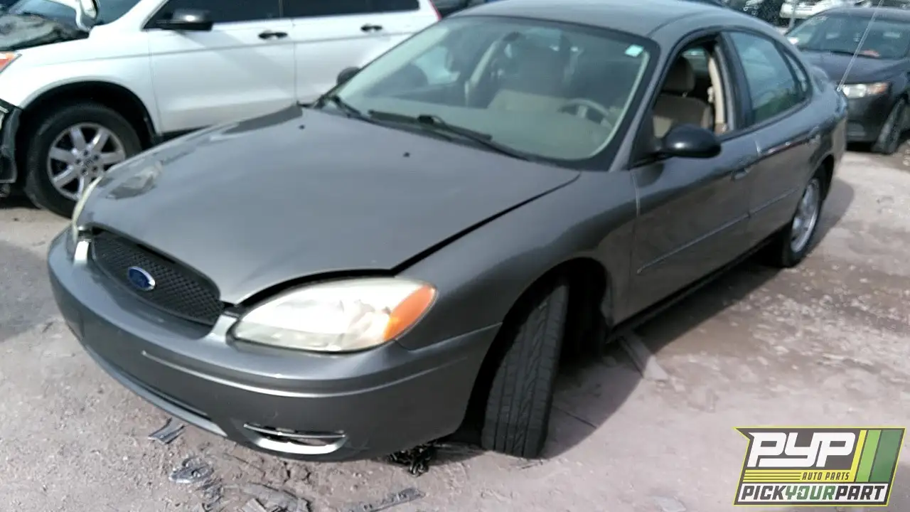 Photo of 2004 Ford Taurus
