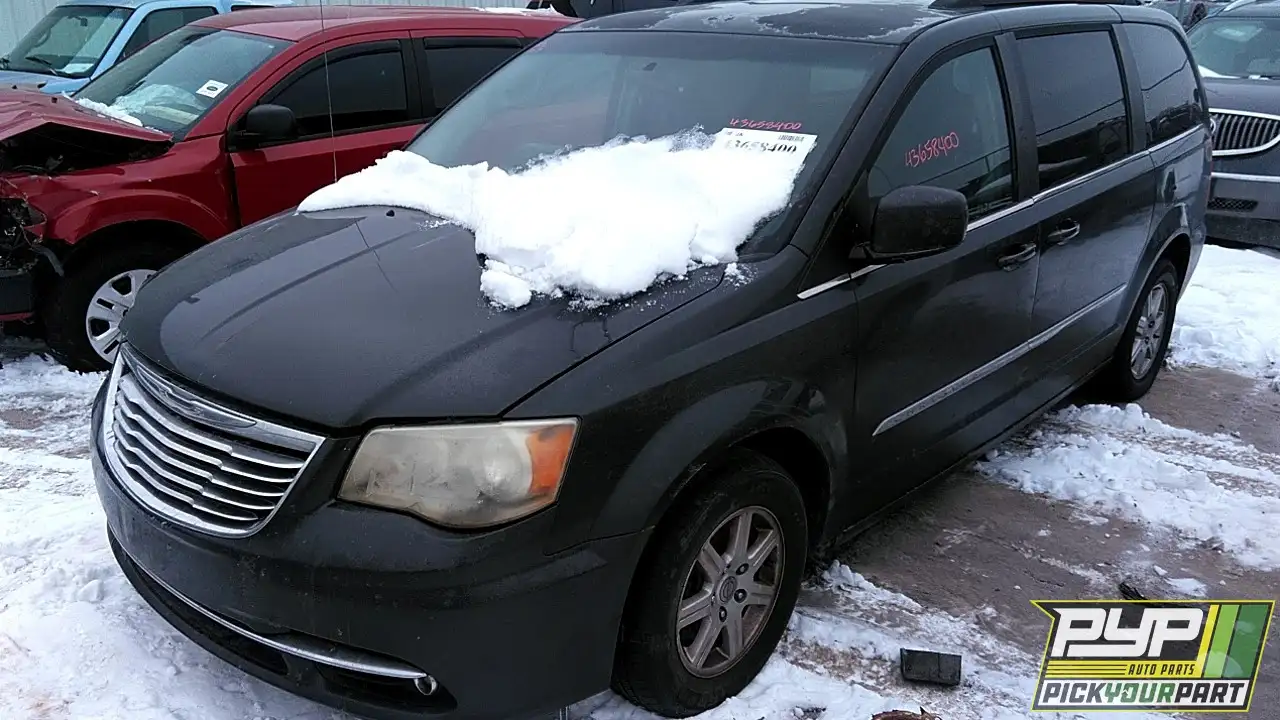 Photo of 2012 Chrysler Town & Country
