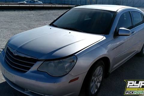 Photo of 2010 Chrysler Sebring