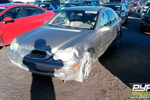 Photo of 2001 Mercedes-Benz C320