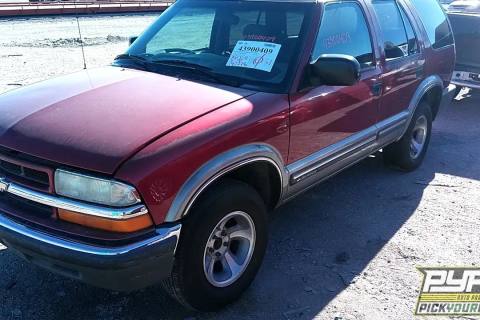 Photo of 2000 Chevrolet Blazer