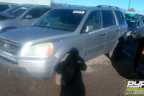 Photo of 2004 Honda Pilot