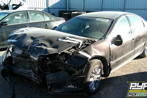 Photo of 2003 Chrysler Concorde