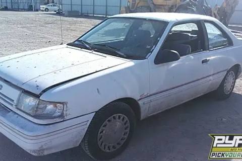 Photo of 1993 Ford Tempo
