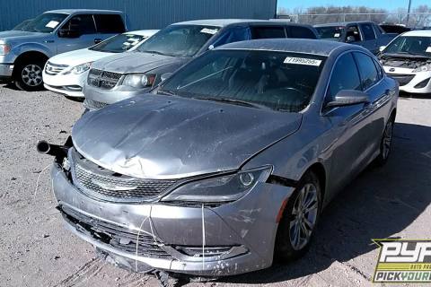 Photo of 2015 Chrysler 200