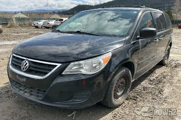 Photo of 2010 Volkswagen Routan