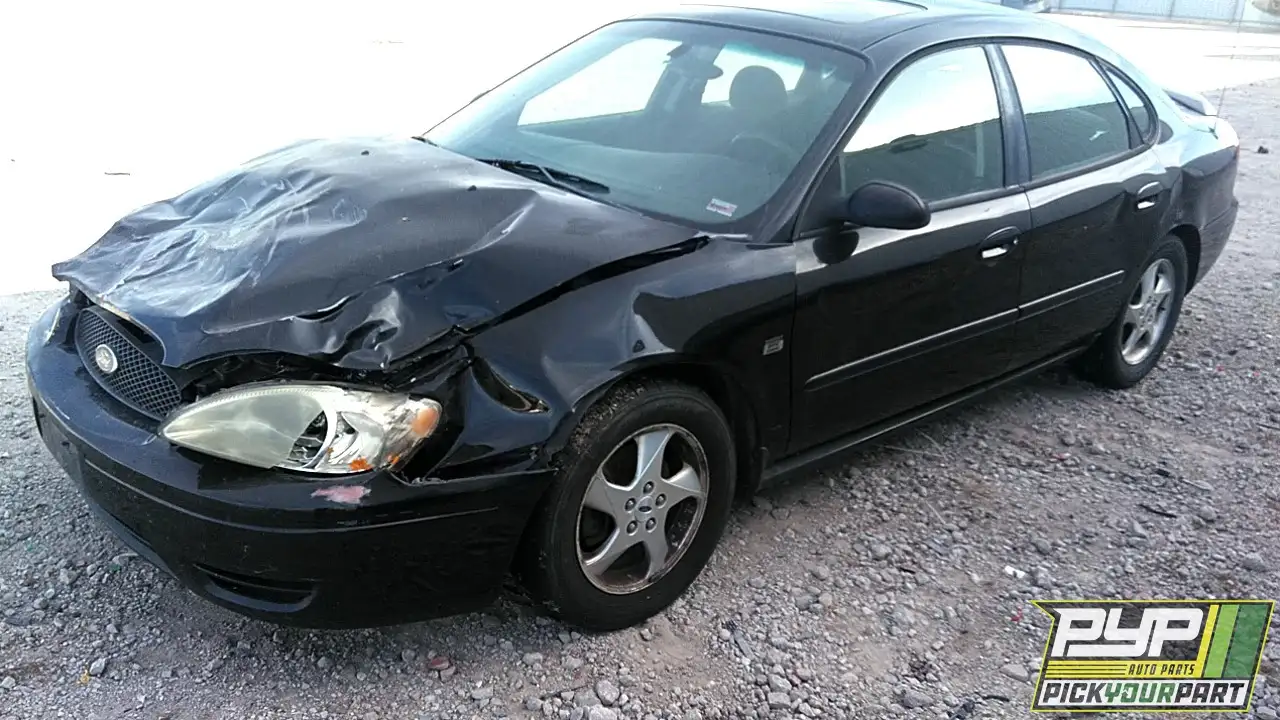 Photo of 2004 Ford Taurus