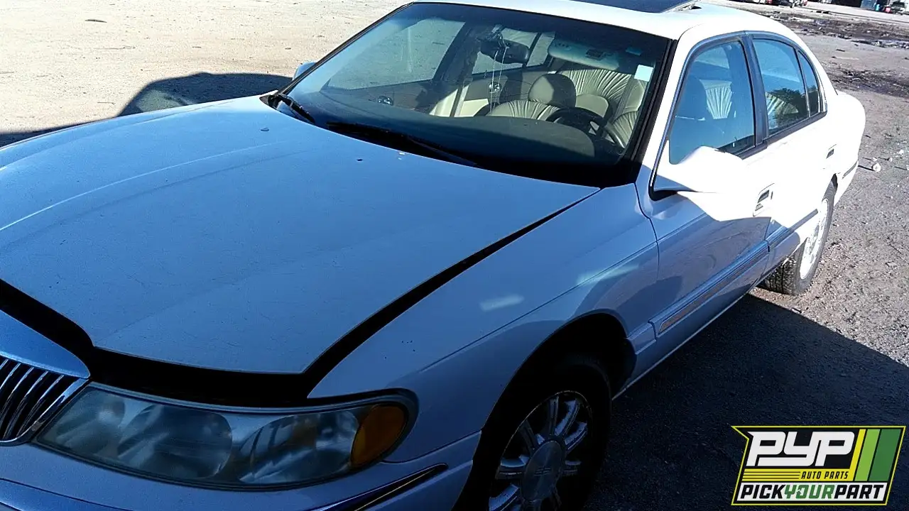 Photo of 2001 Lincoln Continental