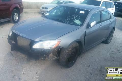 Photo of 2014 Chrysler 200