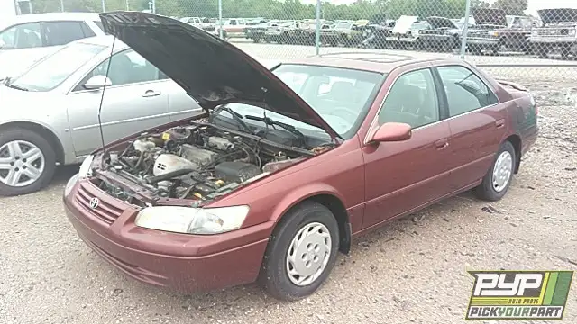 Photo of 1999 Toyota Camry