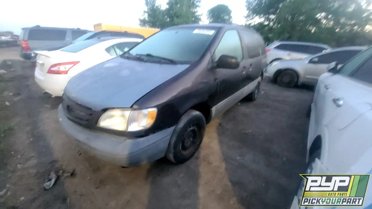 Photo of 2001 Toyota Sienna