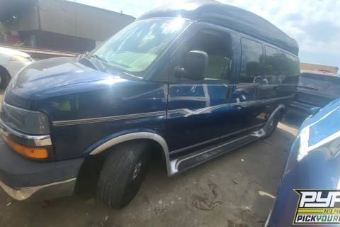 Photo of 2004 Chevrolet Express 1500