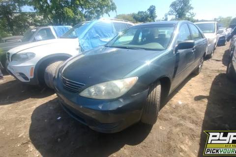 Photo of 2005 Toyota Camry