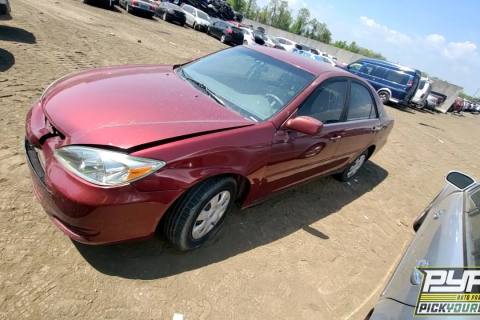 Photo of 2004 Toyota Camry