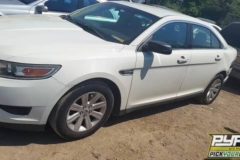 Photo of 2012 Ford Taurus
