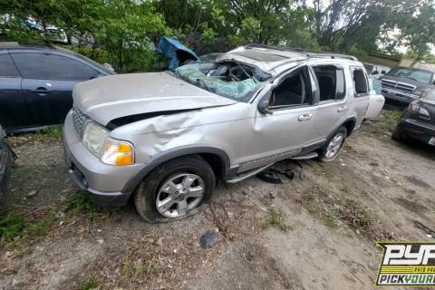 Photo of 2003 Ford Explorer