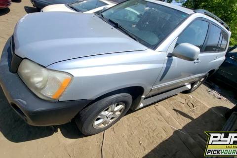 Photo of 2003 Toyota Highlander
