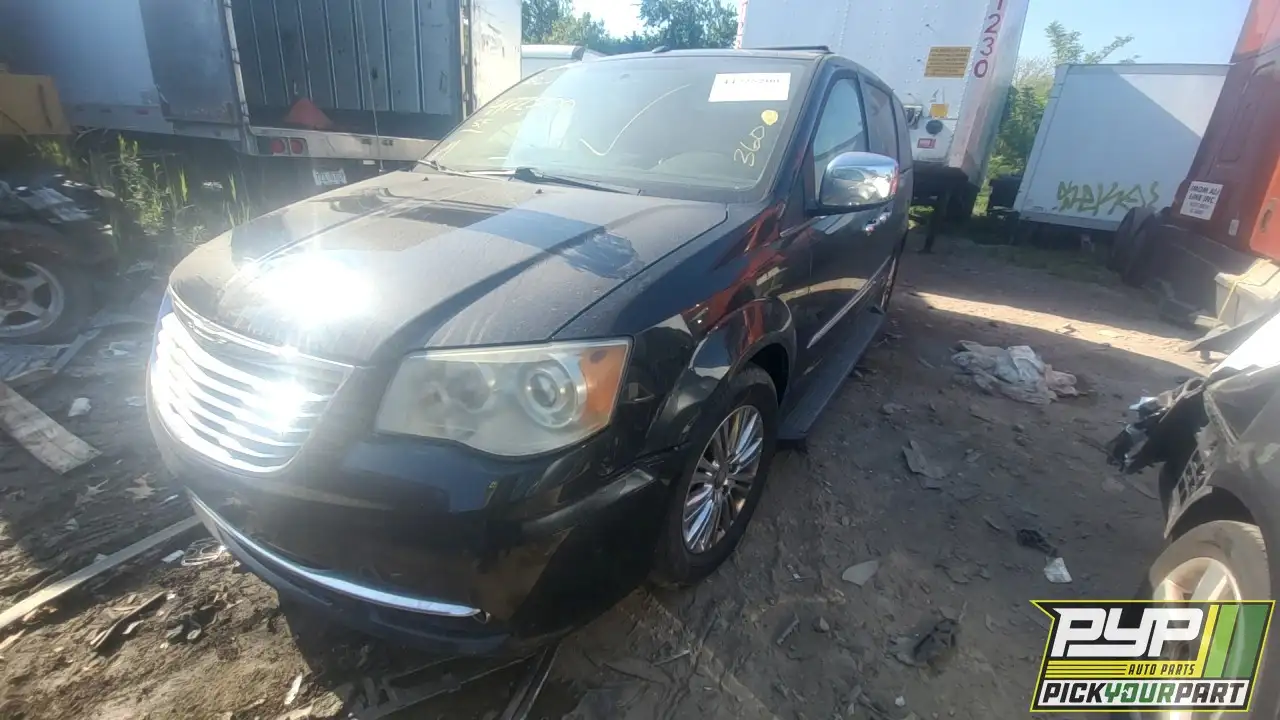 Photo of 2011 Chrysler Town & Country