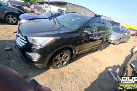 Photo of 2013 Hyundai Santa Fe
