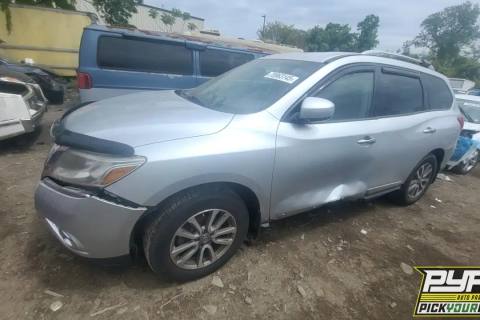 Photo of 2014 Nissan Pathfinder