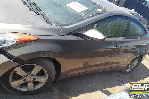 Photo of 2013 Hyundai Elantra