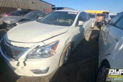 Photo of 2014 Nissan Altima