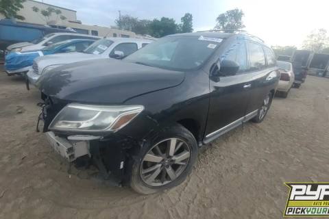 Photo of 2014 Nissan Pathfinder