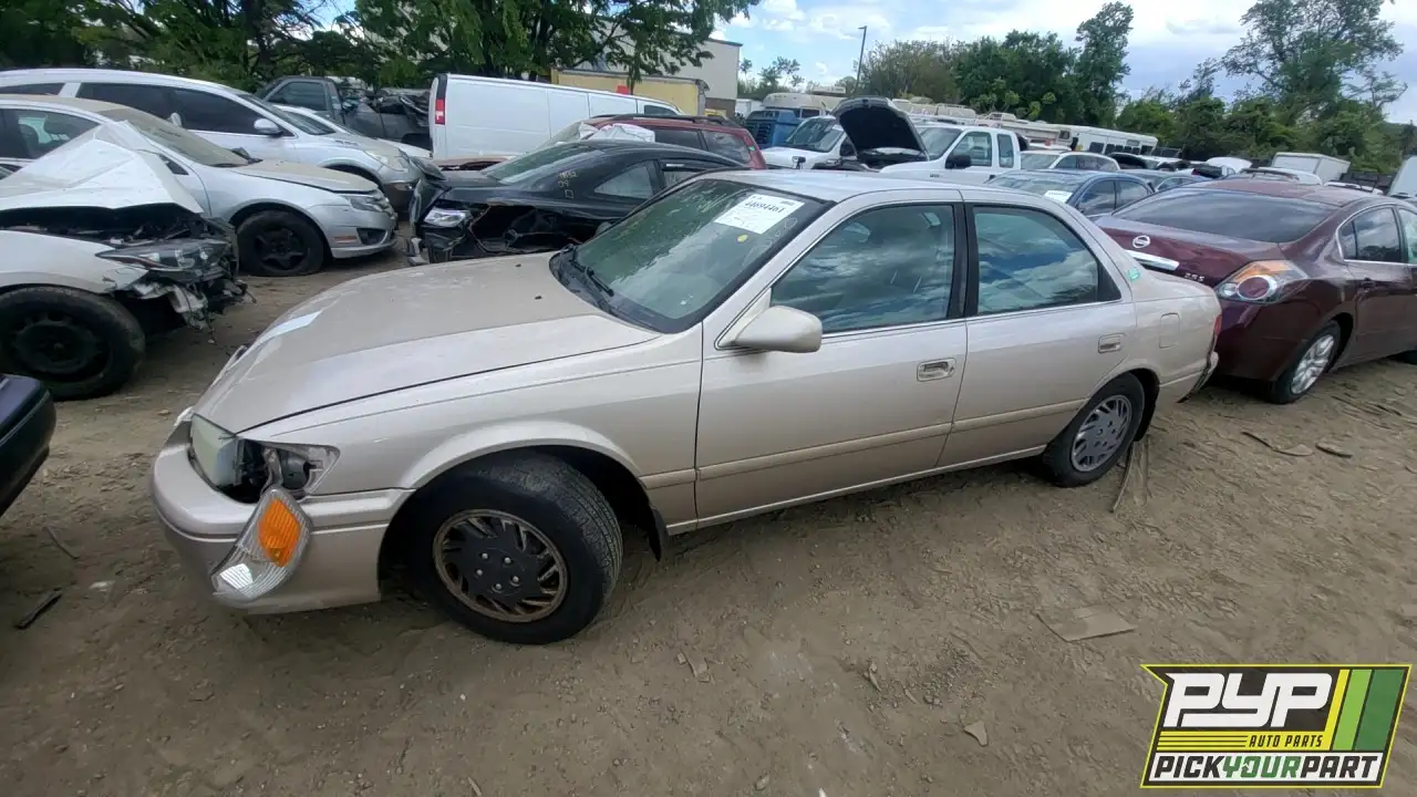 Photo of 2000 Toyota Camry