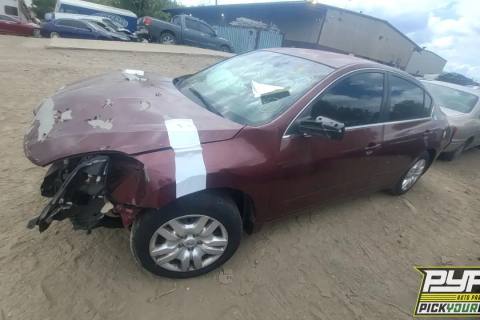 Photo of 2011 Nissan Altima