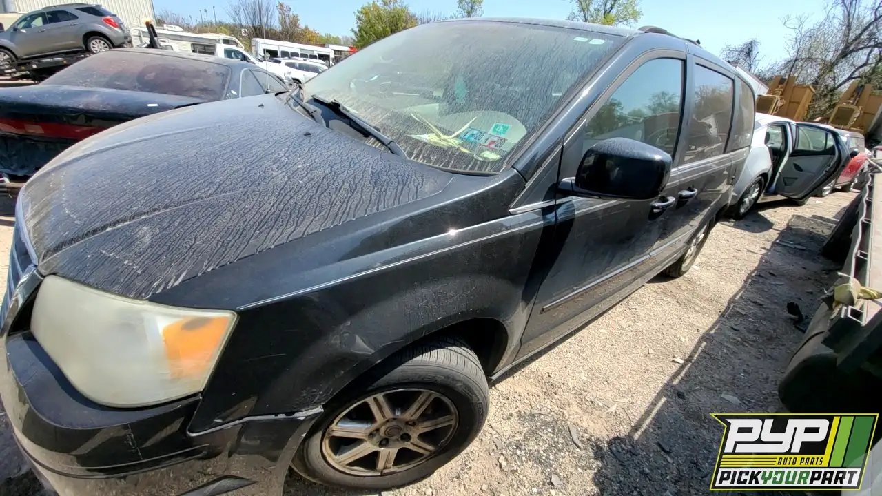Photo of 2008 Chrysler Town & Country